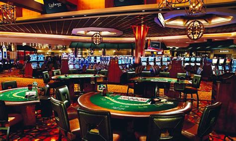 l auberge casino poker room/